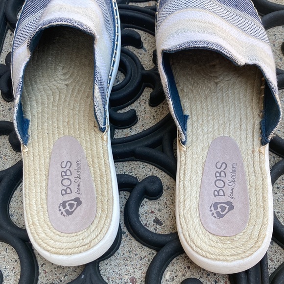 🌸BOBS from Skechers Slides On Sandals 🌸 - Picture 4 of 12